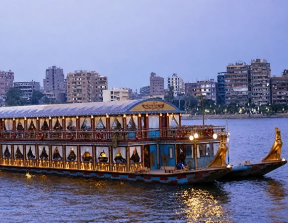 Cairo by Night – Khan El Khalili & Nile Dinner Cruise